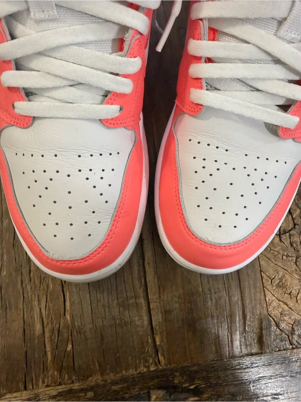 Nike Air Jordan 1 Low SE 